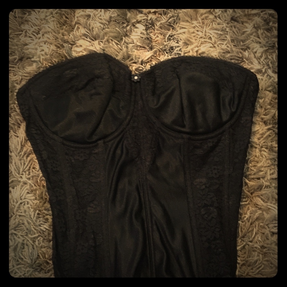 Black lace corset